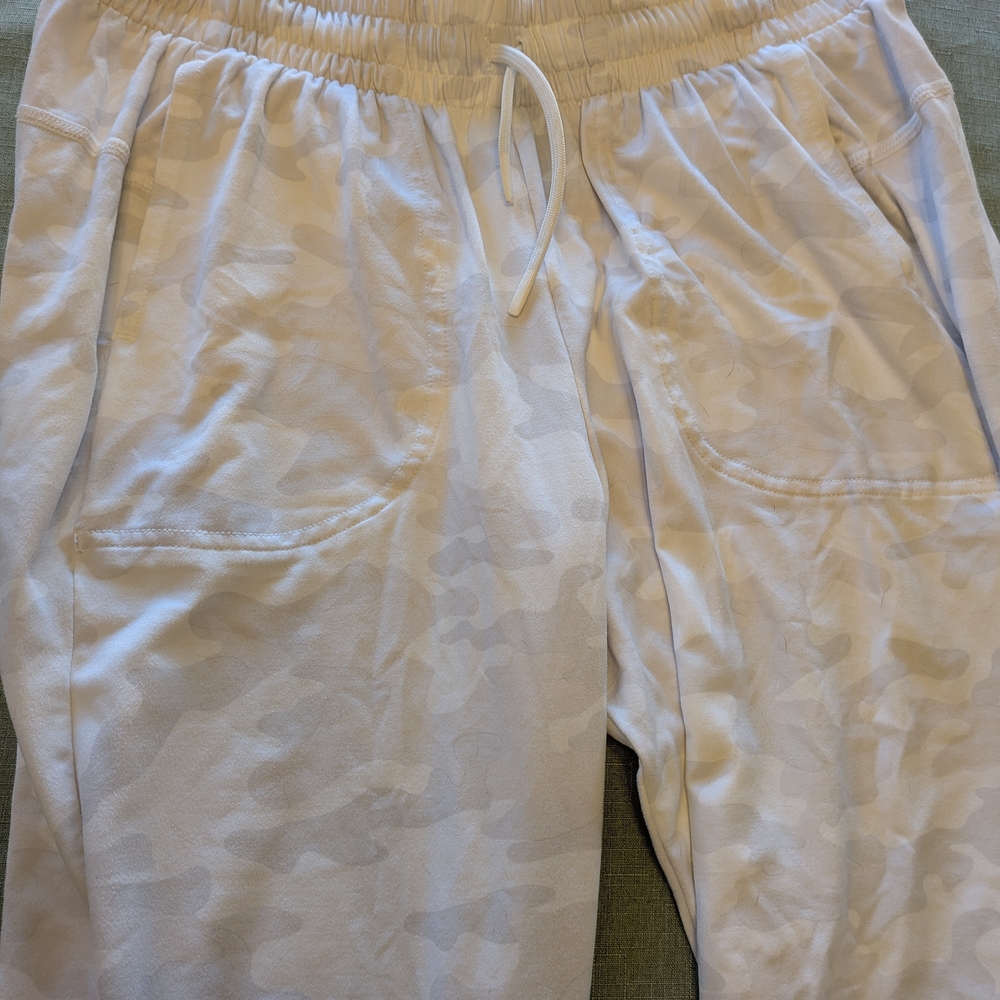NOBULL White Elastic Waistband Pants